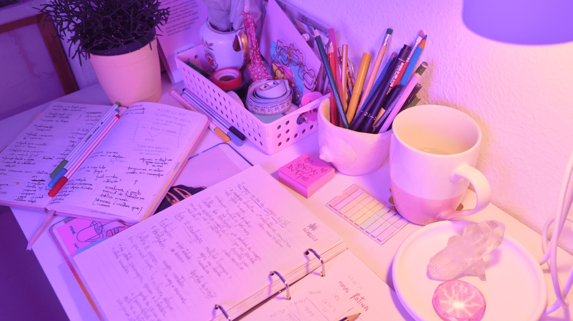 Desk and notes for study habits